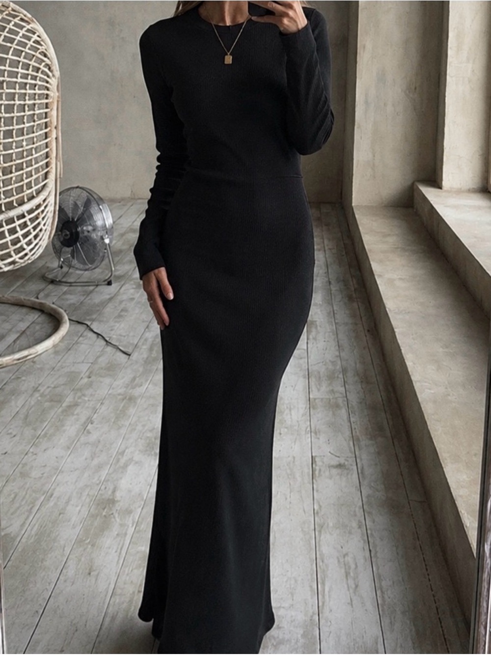 Aritzia TNA Wafflex Waffle Knit Thermal Long Sleeve Maxi Dress Black Medium